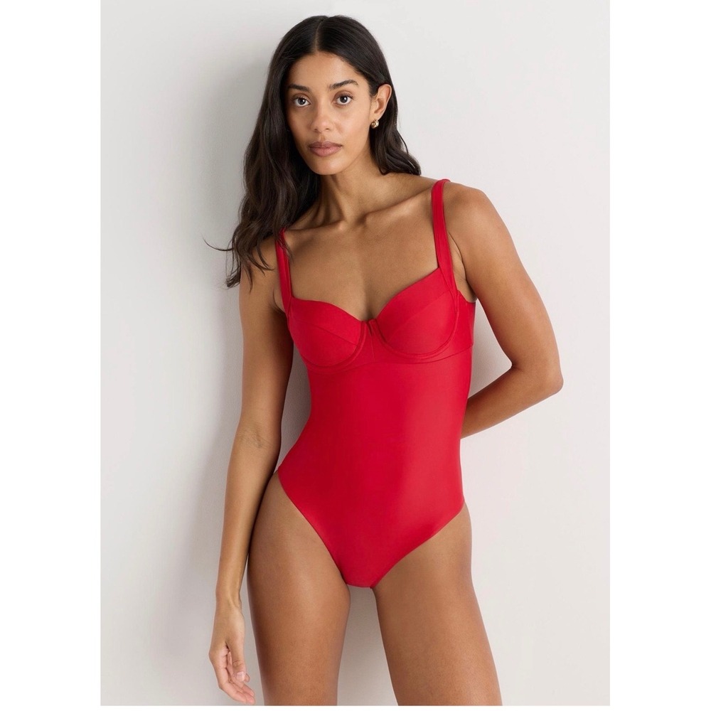 Quince Underwire One Piece Swimsuit Red new High Compression Tie Back Small
